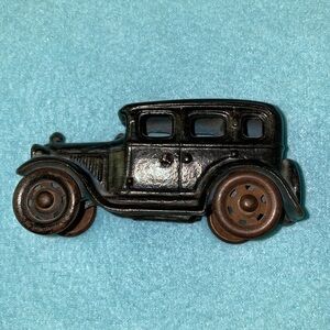 A C WILLIAMS Cast iron antique vintage sedan car